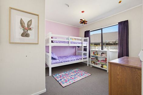 Photo of property in 6 Alan Styles Place, Greenmeadows, Napier, 4112