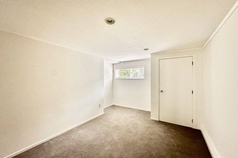 Photo of property in 4/155 Shakespeare Road, Milford, Auckland, 0620