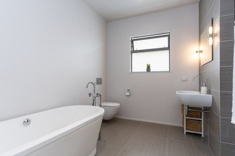 Photo of property in 413d Paierau Road, Opaki, Masterton, 5881