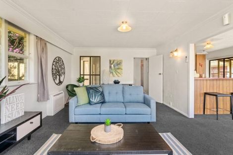 Photo of property in 9 Tirita Street, Kawaha Point, Rotorua, 3010