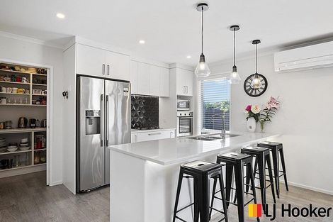 Photo of property in 2 Okohaka Avenue, Glenbrook, Waiuku, 2681