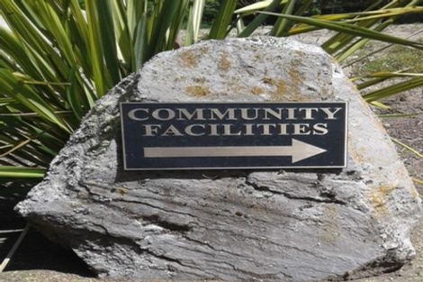 Photo of property in 21 Parawera Drive, Acacia Bay, Taupo, 3330