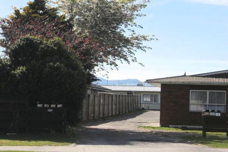 Photo of property in 2/220 Old Taupo Road, Hillcrest, Rotorua, 3015