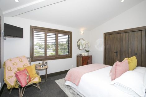 Photo of property in 11 Riverstone Grove, Hokowhitu, Palmerston North, 4410