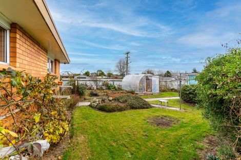 Photo of property in 6 Cross Street, Milton, 9220