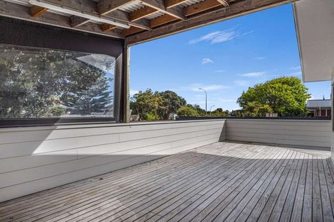 Photo of property in 45 Sandspit Road, Waiuku, 2123