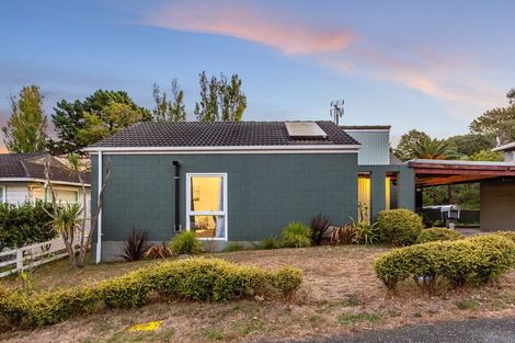 Photo of property in 10a Penryn Drive, Camborne, Porirua, 5026