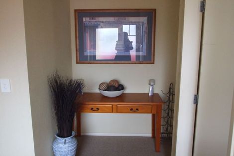 Photo of property in 8 Tiraumea Street, Palmerston North, 4410