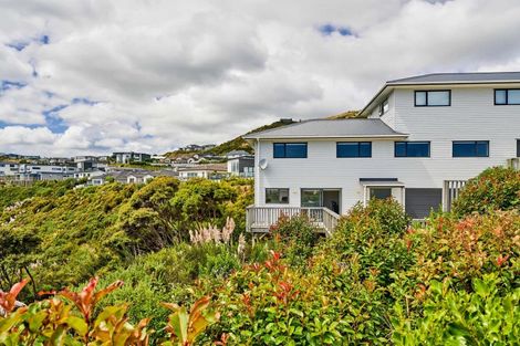 Photo of property in 11a Polestar Lane, Whitby, Porirua, 5024