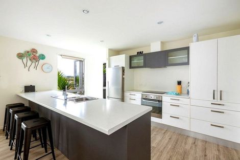 Photo of property in 26 Weka Street, Mangawhai, 0505