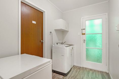 Photo of property in 14 John Street, Raglan, 3225