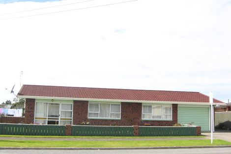 Photo of property in 189b Brooklands Road, Vogeltown, New Plymouth, 4310