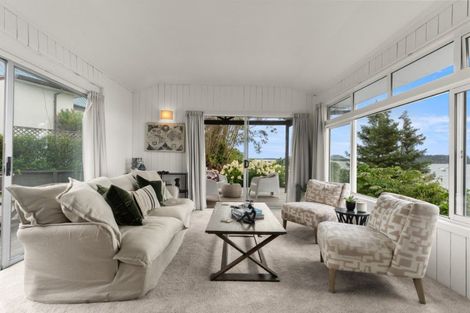 Photo of property in 91 Omokoroa Road, Omokoroa, 3114