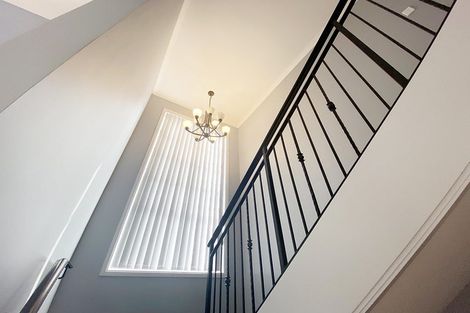 Photo of property in 27 Howe Street, Howick, Auckland, 2014
