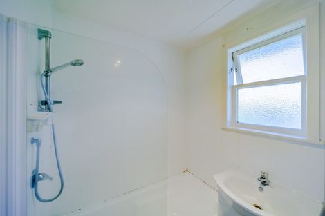 Photo of property in 15 Porritt Place, Waipukurau, 4200