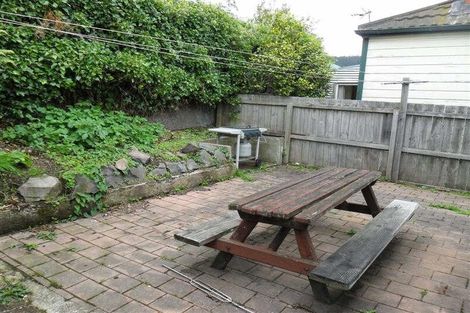 Photo of property in 141 Saint David Street, North Dunedin, Dunedin, 9016