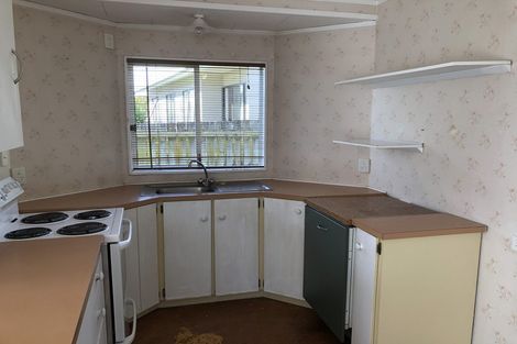 Photo of property in 2/15 Kent Road, Manurewa, Auckland, 2102