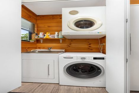 Photo of property in 80 Iwa Street, Mapua, 7005