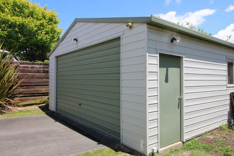 Photo of property in 20 Rewarewa Street, Owhata, Rotorua, 3010