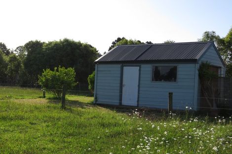 Photo of property in 65 Wymer Road, Glenbrook, Waiuku, 2681