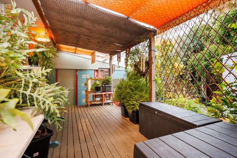 Photo of property in 21 Anaru Place, Awapuni, Palmerston North, 4412