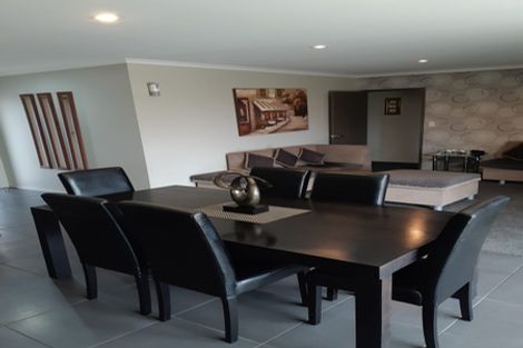 Photo of property in 69 Magellan Rise, Flagstaff, Hamilton, 3210