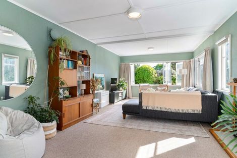 Photo of property in 70 Park Road, Carterton, 5713