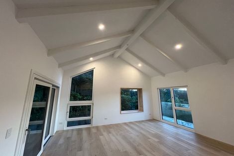 Photo of property in 12 Frankley Road, Westown, New Plymouth, 4310