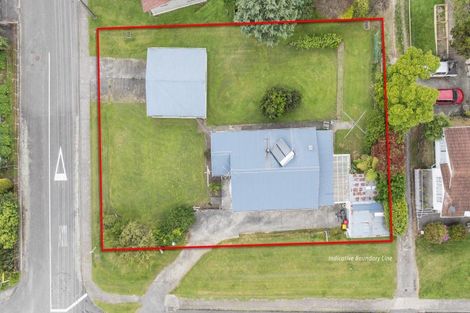 Photo of property in 60 Kent Street, Picton, 7220