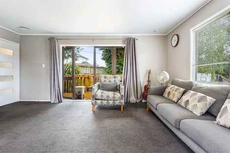 Photo of property in 4 Metcalfe Road, Ranui, Auckland, 0612