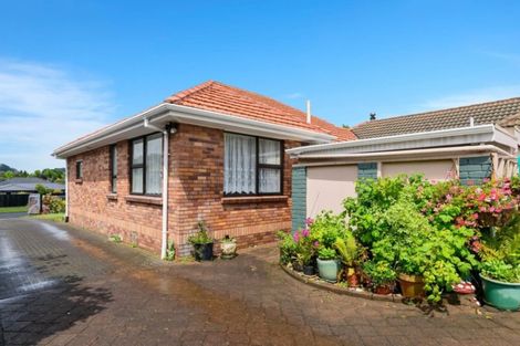 Photo of property in 35 Robertson Street, Glenholme, Rotorua, 3010