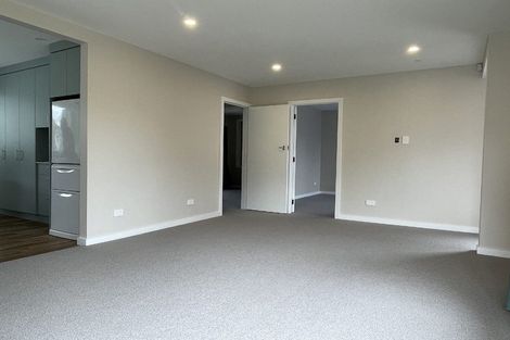 Photo of property in 1/35 Evelyn Place, Hillcrest, Auckland, 0627