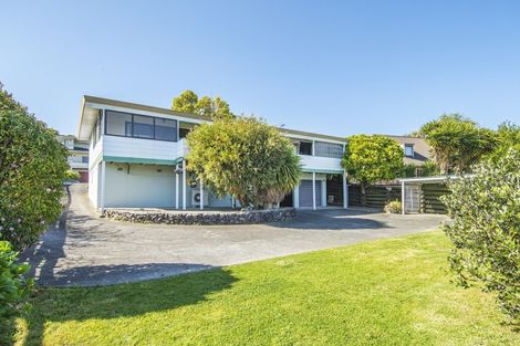 Photo of property in 32 Victory Street, Welcome Bay, Tauranga, 3112