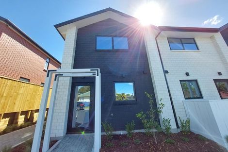 Photo of property in 3/14 Wilsher Crescent, Henderson, Auckland, 0612