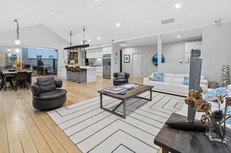 Photo of property in 23 Rita Way, Omaha, 0986