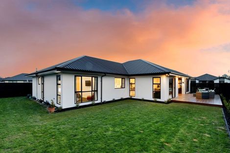 Photo of property in 111 Georgina Street, Marshland, Christchurch, 8083