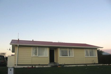 Photo of property in 4 Buller Place, Westbrook, Palmerston North, 4412