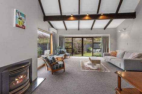 Photo of property in 1/43a Main Road, Redcliffs, Christchurch, 8081