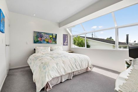 Photo of property in 1/30 Matipo Road, Mairangi Bay, Auckland, 0630