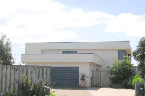 Photo of property in 5 Motiti Road, Papamoa Beach, Papamoa, 3118