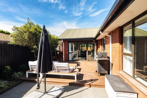 Photo of property in 265 Queenspark Drive, Parklands, Christchurch, 8083