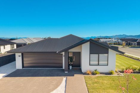 Photo of property in 2 Chapel Close, Springlands, Blenheim, 7201