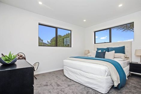 Photo of property in 27c Taipari Road, Te Atatu Peninsula, Auckland, 0610