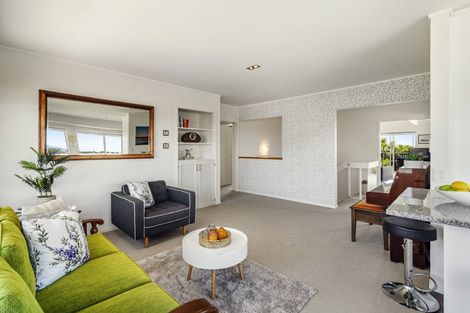 Photo of property in 22 Summit Drive, Torbay, Auckland, 0630