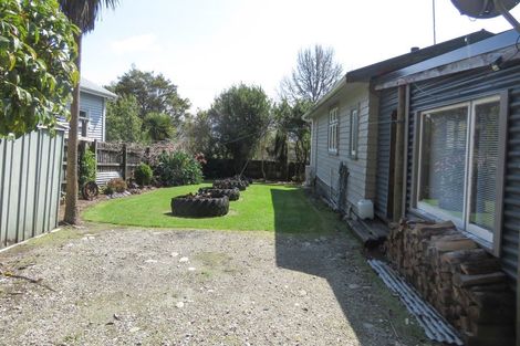 Photo of property in 15 Grey Road, Reefton, 7830