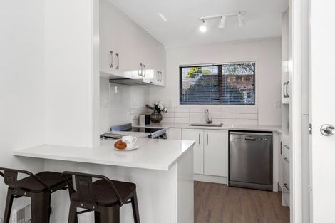 Photo of property in 1 Wimbledon Way, Remuera, Auckland, 1050