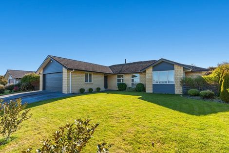 Photo of property in 15 Bodes Lane, Kinloch, Taupo, 3377