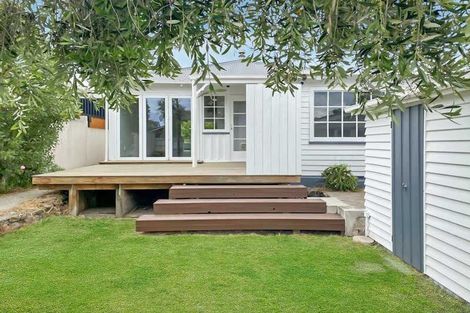 Photo of property in 90 Nayland Street, Sumner, Christchurch, 8081