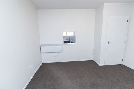 Photo of property in 5 Hawker Street, Mount Victoria, Wellington, 6011