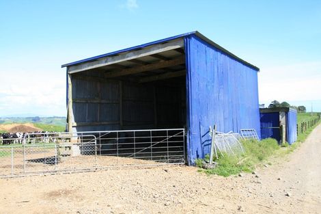 Photo of property in 888a Otaraoa Road, Tikorangi, Waitara, 4383